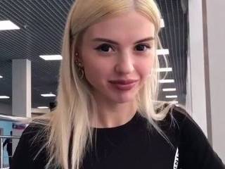 Жена заставила мужа сосать член