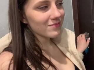 Раздвинутые ножки голые