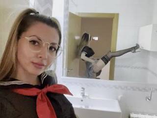Секс втроем две девушки